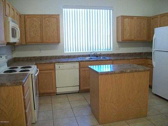 3rd image of 7913 E Thistle Dr