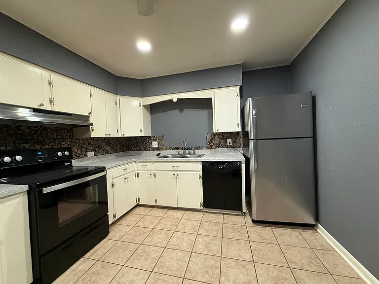 462 Trudell Dr #A — Photo 14