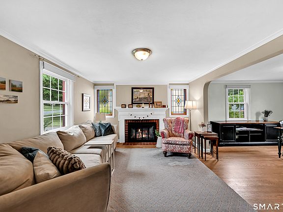 4th image of 37 Chamberlain Road
