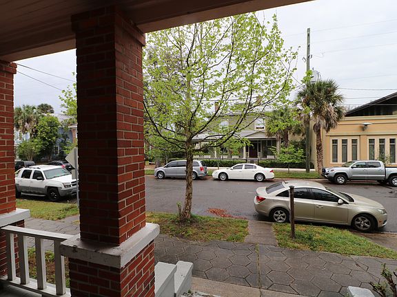 5th image of 1345 Laura St
