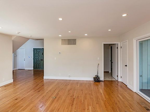 4th image of 13434 Old Oak Way