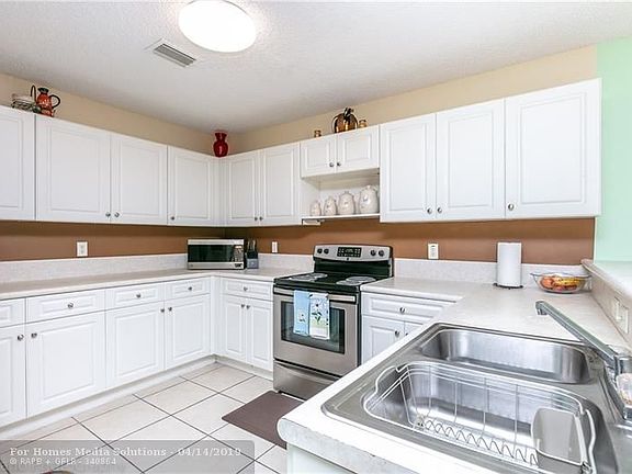 3rd image of 3893 NW 67th Way