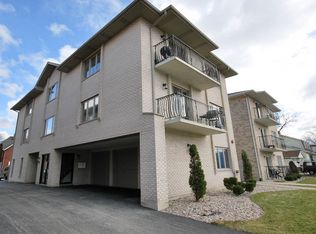 9533 S Minnick Ave #1E, Oak Lawn, IL 60453