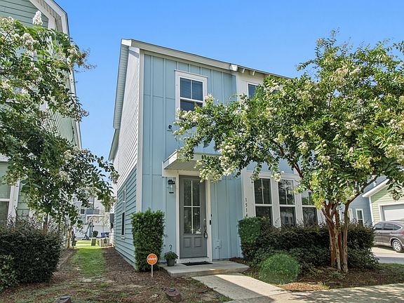 3rd image of 1514 Cuyler Ln