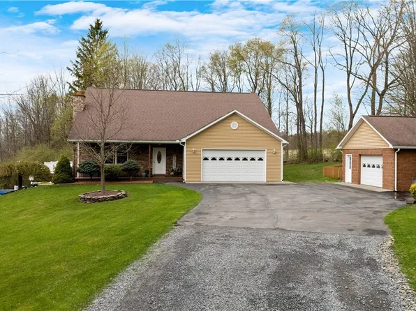 99 Carpenter Ave, Groton, NY 13073