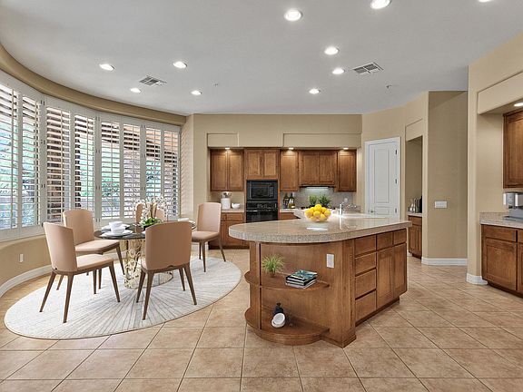 Large eat-in kitchen