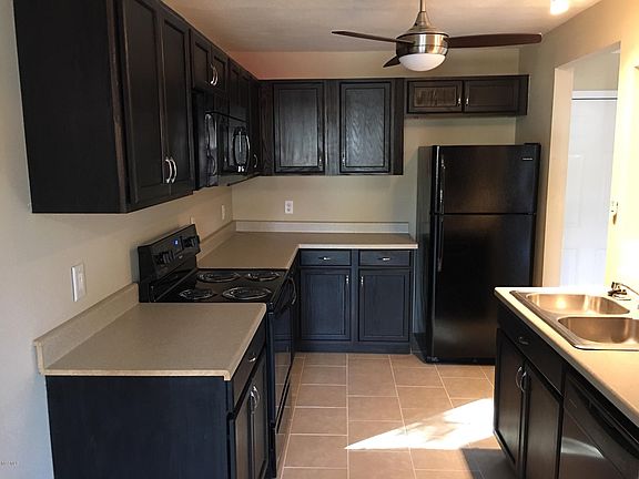 3rd image of 2478 Tandy Dr