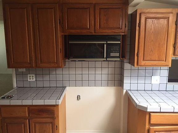 4th image of 4114 N Yaleton Ave