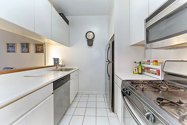 Sold by Tungsten Properties | media 3