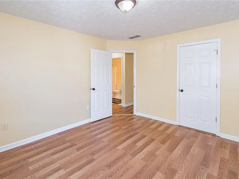 118 Jimmy Reynolds Dr — Photo 18