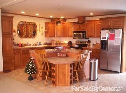 living room w/ propane fire place