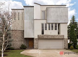 9323 Knight Ave, Des Plaines, IL