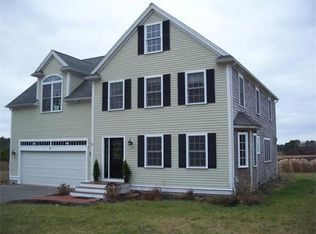 98 Maple Springs Rd, Wareham, MA 02571