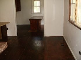 3rd image of 131 Lewis Dr