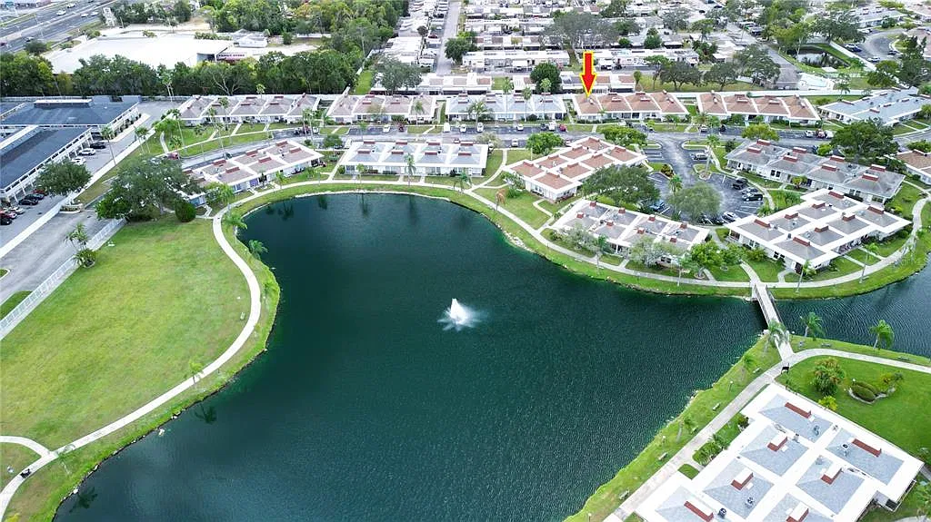 2 bed, 1.5 bath, 768 sqft, $1,250 — Photo 2