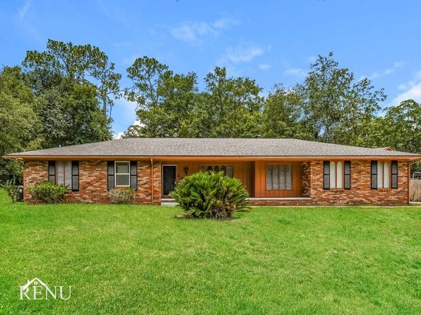 3323 Lakemar Pl