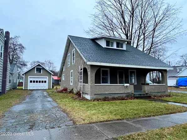 35 LaBarge Street, Hudson Falls, NY 12839
