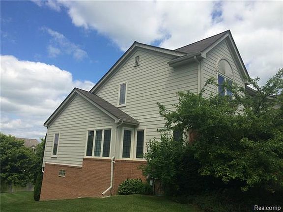 5th image of 17331 Lake View Cir #83