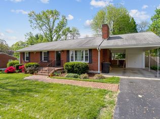 3841 Thompsons Ln, Roanoke, VA 24018