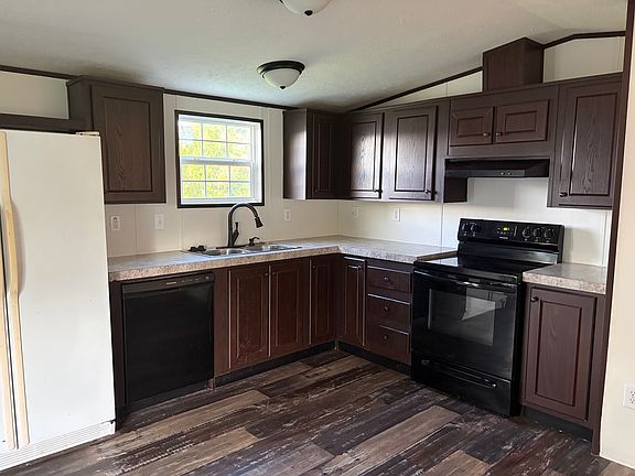 3rd image of 396050 W 2900th Rd Lot 51
