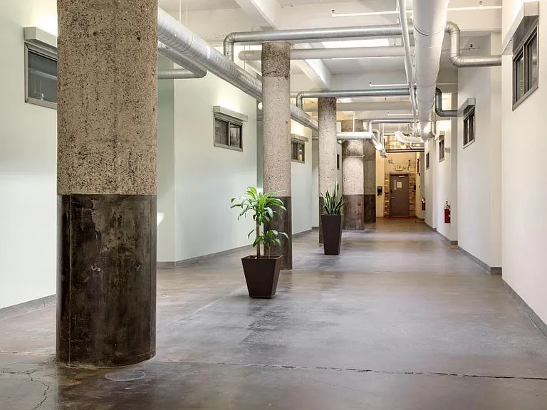 700 Washington Ave N #207 — Photo 27