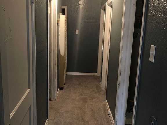 4th image of 3210 Garden Ln
