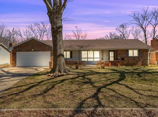 2876 SW Plass Ave, Topeka, KS 66611