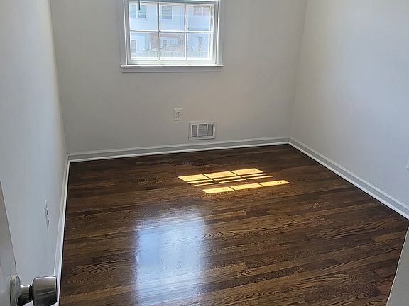 3rd image of 3537 Buffalo Ct