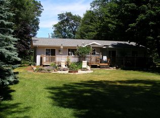 2826 E Booth Rd, Au Gres, MI 48703