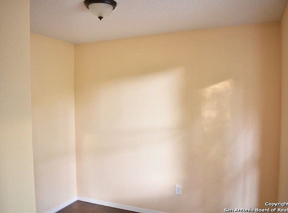 5th image of 5479 Jose Ln