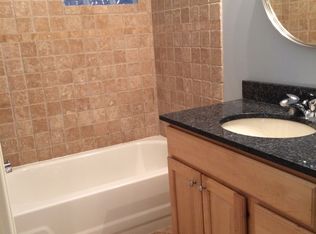 1824 Clinton Ave APT 3, Minneapolis, MN 55404