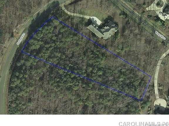 3rd image of 2135 Southpoint Ln