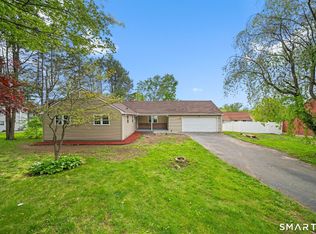 7 Cannon Street, Windsor Locks, CT 06096