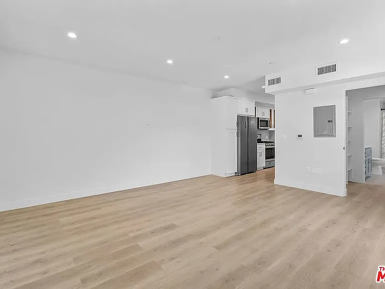2336 Westwood Blvd #213 — Photo 7