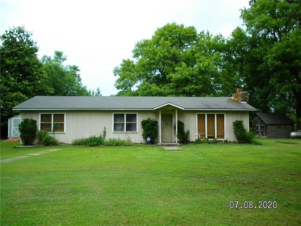 1st image of 2701 Lakeland Dr
