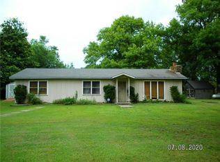 2701 Lakeland Dr, Alma, AR 72921