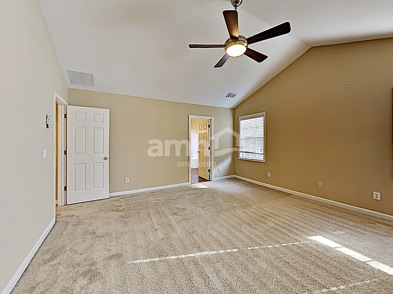 1852 Clear Springs Ln — Photo 12