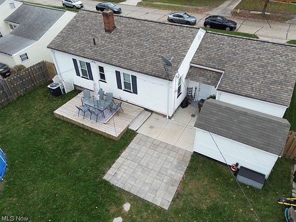 4th image of 1618 Grovewood Ave
