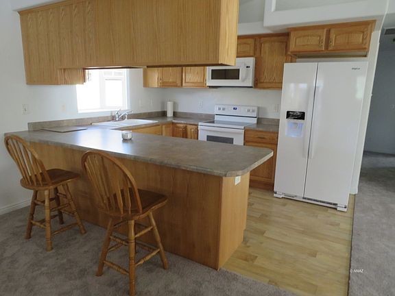 5th image of 252 N Humphrey Bogart Way