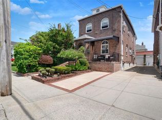 246 Beach 137 St #137, Rockaway Park, NY 11694