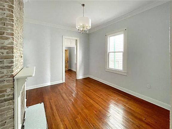 5th image of 4725 Iberville St