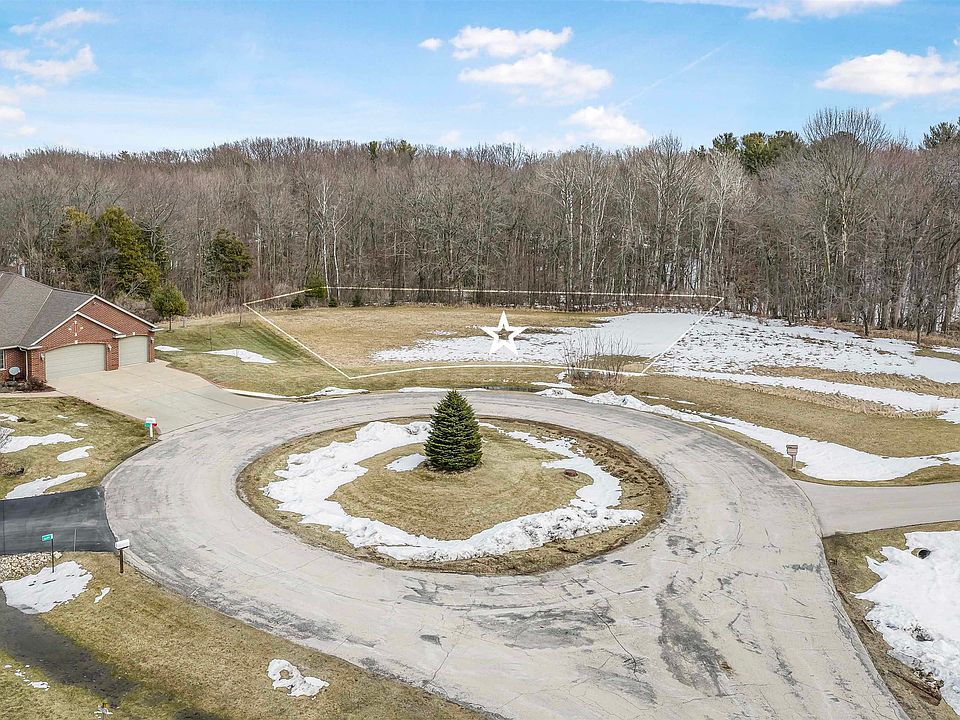 1st image of Bay Hill Ct