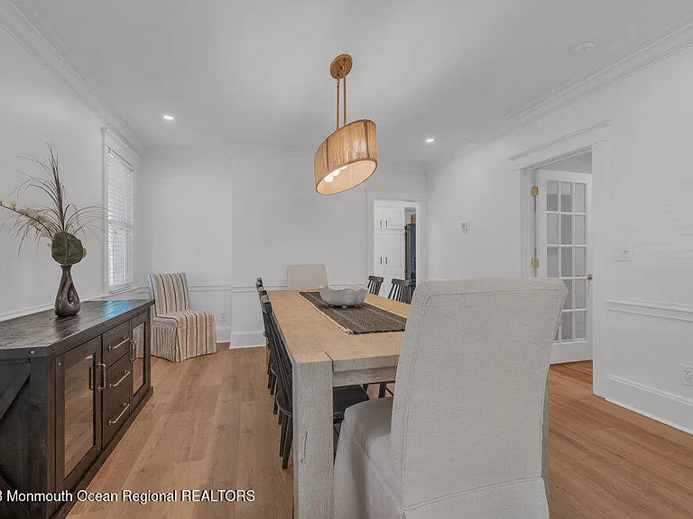 64 Curtis Ave — Photo 18