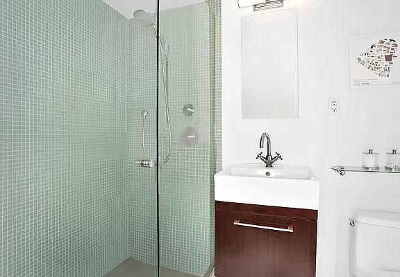 5th image of 329 W 85th St APT 4A