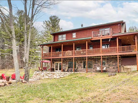 2nd image of 8100 Hodge Rd