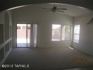 3rd image of 628 W Pizzicato Ln
