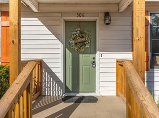 306 E 1st Ave, Crestview, FL 32536