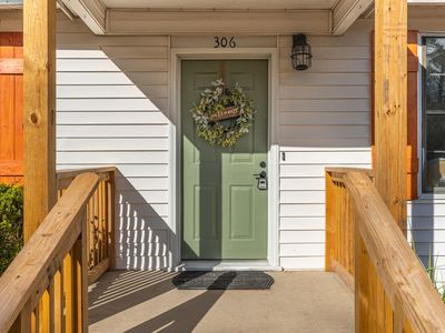 306 E 1st Ave, Crestview, FL, 32536