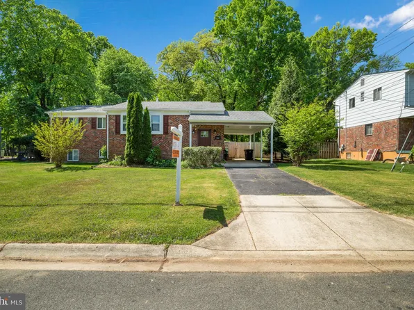 9603 Mazzoni Ave, Lanham, MD 20706