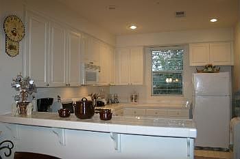 2nd image of 14 Harvest Point Ln
